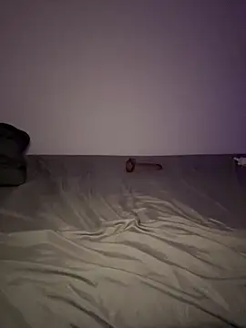 -Leasophie's cam snapshot