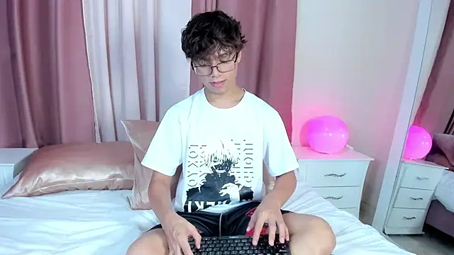 Honeymoon_sariel live sex cam