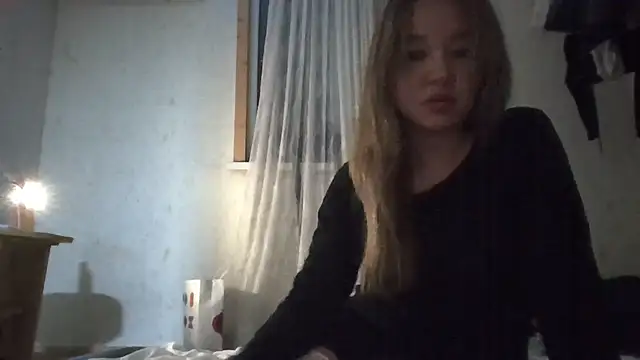 SherrylShaw's cam snapshot