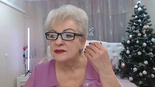 KayleSmoll's cam snapshot