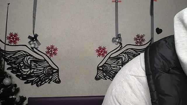 EmiliaGree's cam snapshot