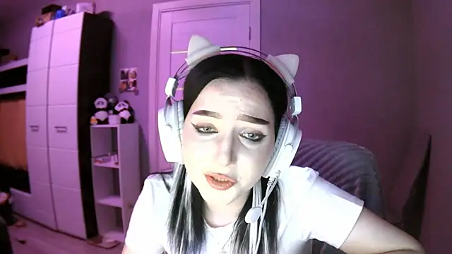 FaviolaHurl's cam snapshot