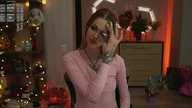 ManiFreyja's cam snapshot