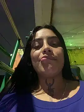 Emily_sharlot's cam snapshot