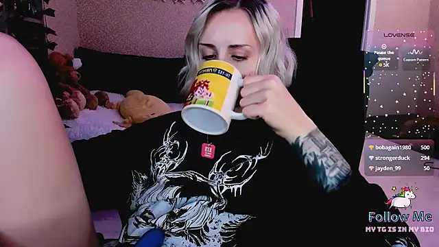 NaniMoore's cam snapshot