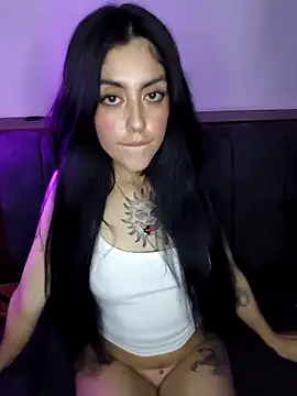 Mazikeen-- live sex cam