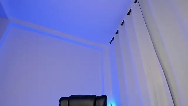 nathan_blake live sex cam