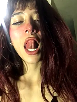 SuzzyyM's cam snapshot