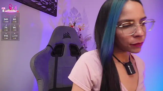 little-eli's cam snapshot