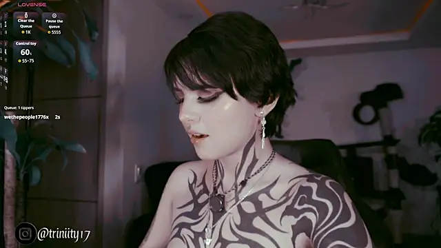 Trinity___s's cam snapshot