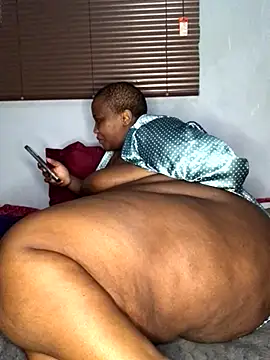 sotho_ssbbw's cam snapshot