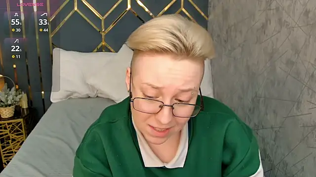 AlexandraGreen's cam snapshot