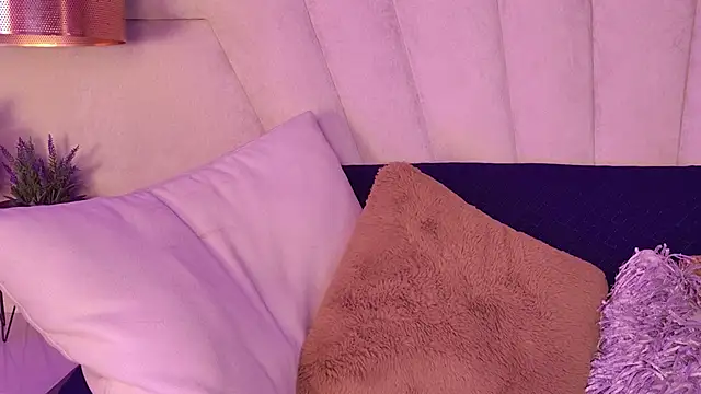 AlyssaRay's cam snapshot