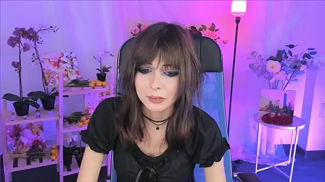 CrystallBloom's cam snapshot