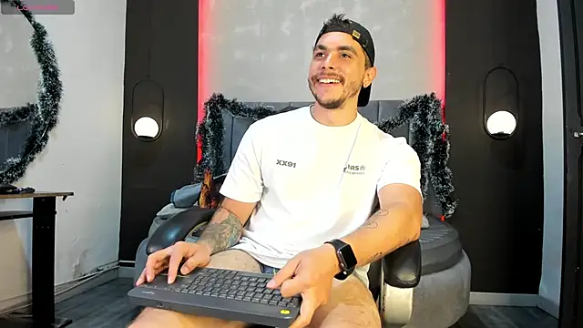 Liam_walk_'s cam snapshot