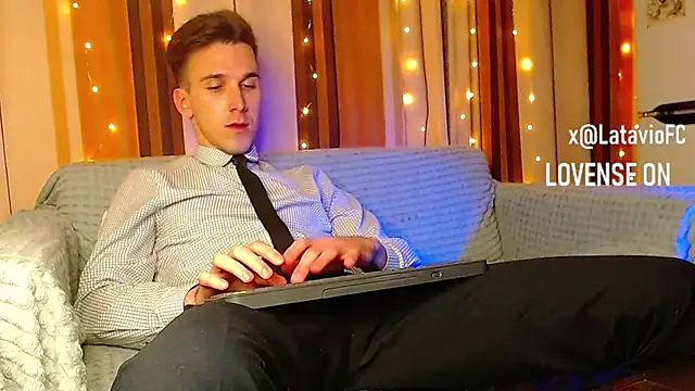 Midnighter_ live sex cam