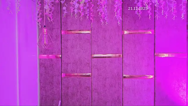 _ViolletteNoir_'s cam snapshot