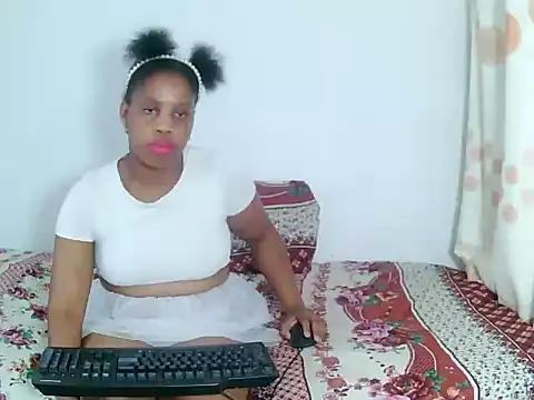 TrippingQueen's cam snapshot