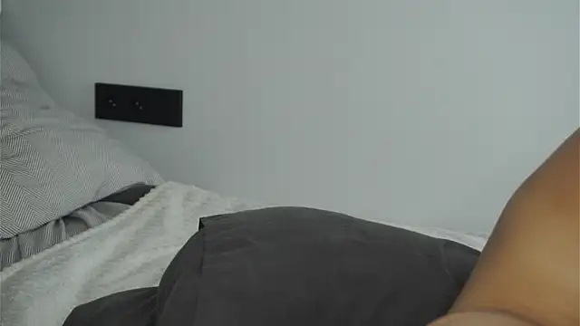 BrynnHolverson's cam snapshot