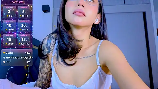 Mia_Tin's cam snapshot