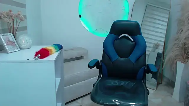 madys_hot's cam snapshot