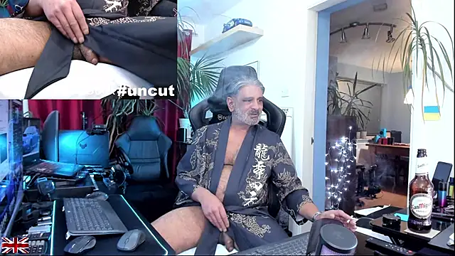 OnlineBossUK live sex cam