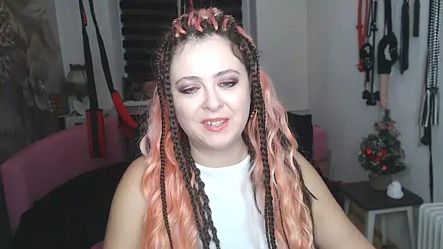 MISSwithDOLLS's cam snapshot