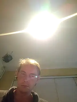 piercingpik live sex cam