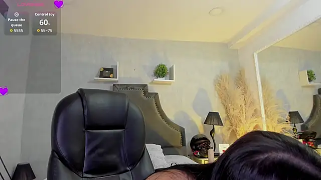 EmiliaRose_'s cam snapshot