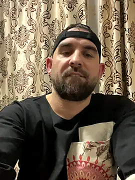 Lover_boy_89 live sex cam