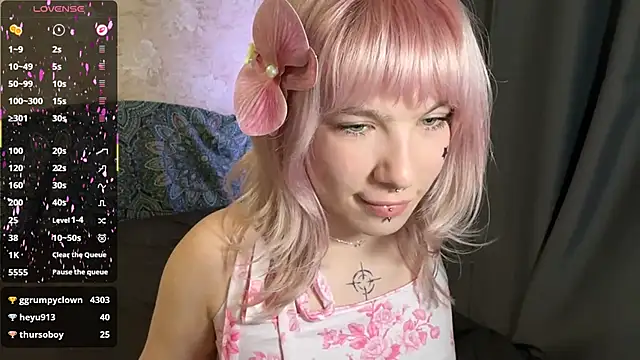 LolaDollyMur's cam snapshot