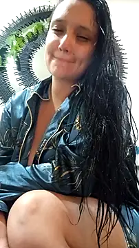 Esmeralda333's cam snapshot