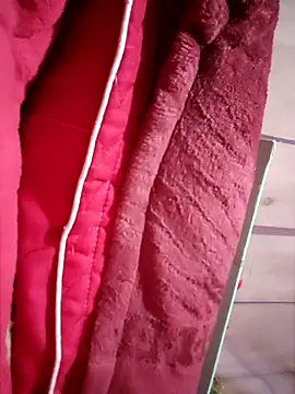 LeanaLy's cam snapshot