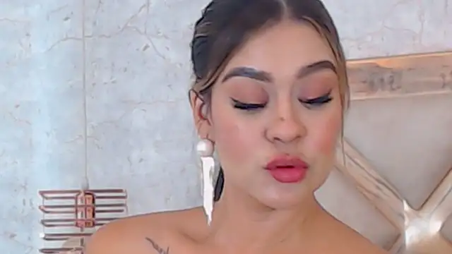 JoannaStanford's cam snapshot