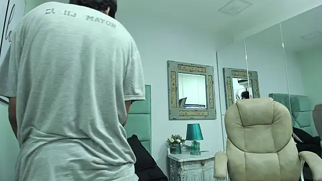 Mr_Strike live sex cam