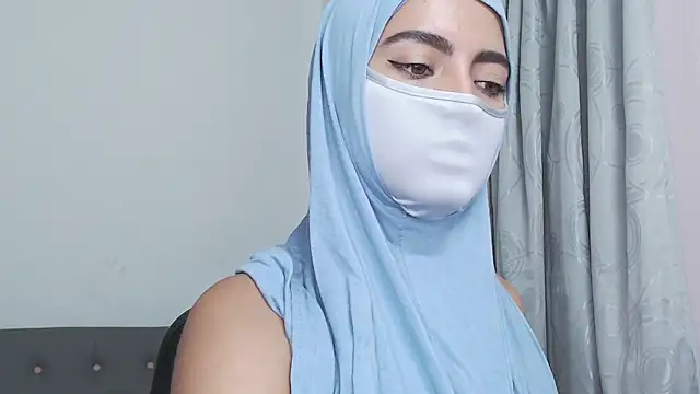 jade_nassar's cam snapshot