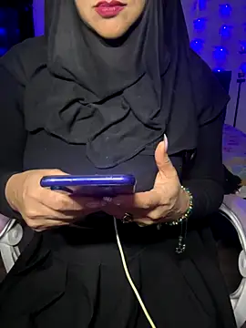 Jameela's cam snapshot