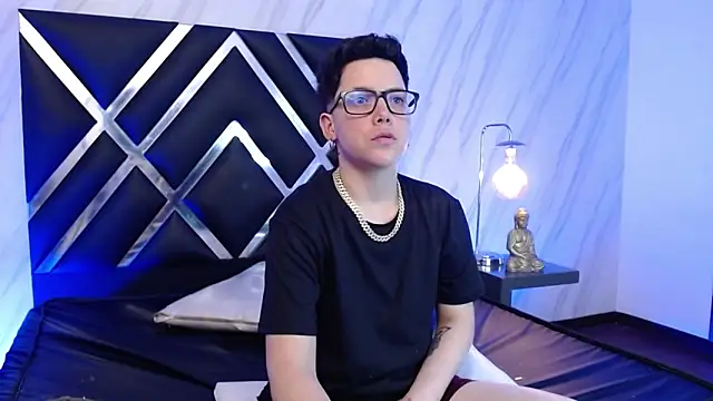 SpencerMontgomery's cam snapshot