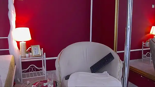 LunaGoth's cam snapshot