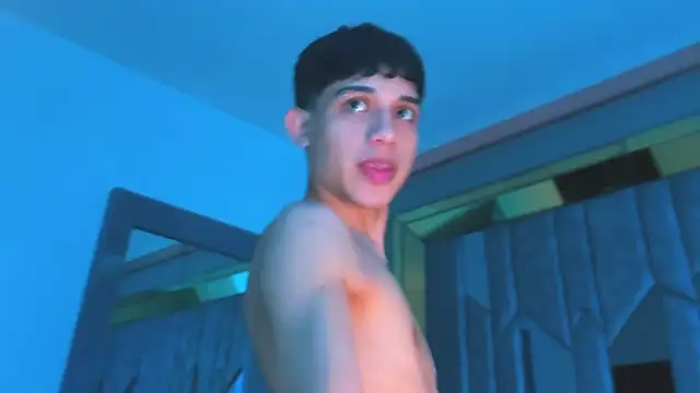 Sebax_Young live sex cam