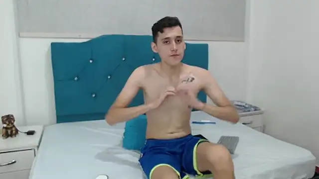 LuigiMarchetti live sex cam