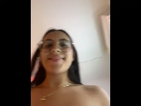 Juanita-Diaz live sex cam
