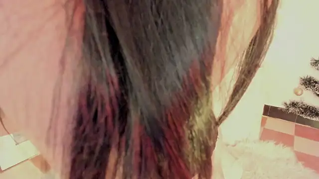 _Dahiann_a live sex cam