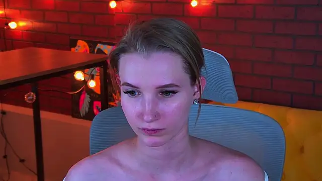 Megan_Rodgers live sex cam