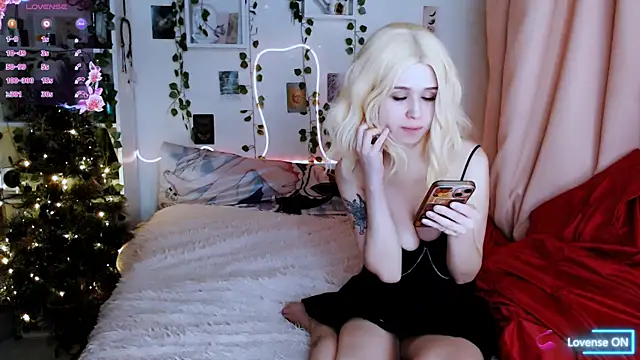 meow_on_da_cam's cam snapshot