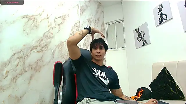 toji_luxxer's cam snapshot