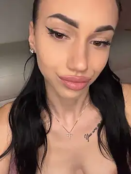 ilariea_girl live sex cam