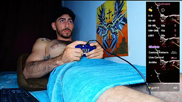 Thomass00 live sex cam