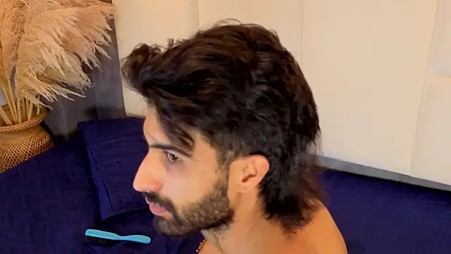 Arah_issaa's cam snapshot