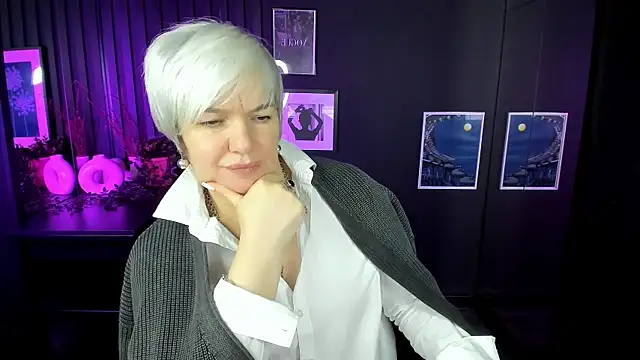 CarmenSoft live sex cam